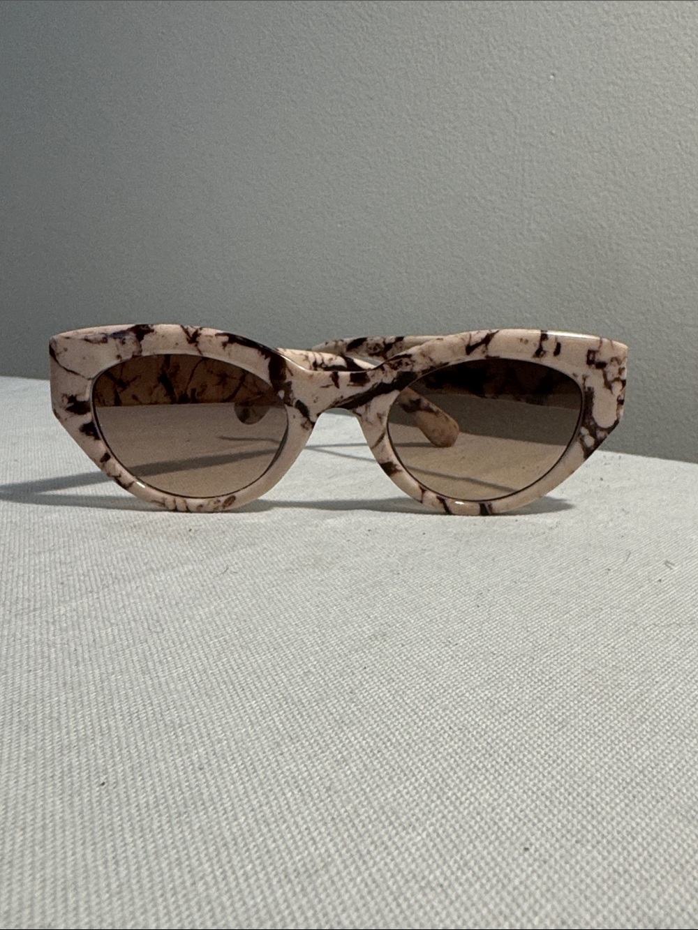 Marble Pattern Cat-Eye Sunglasses - Beige Brown